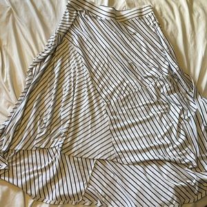 Women’s maxi skirt